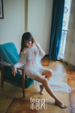 她很漂亮在线观看免费韩剧